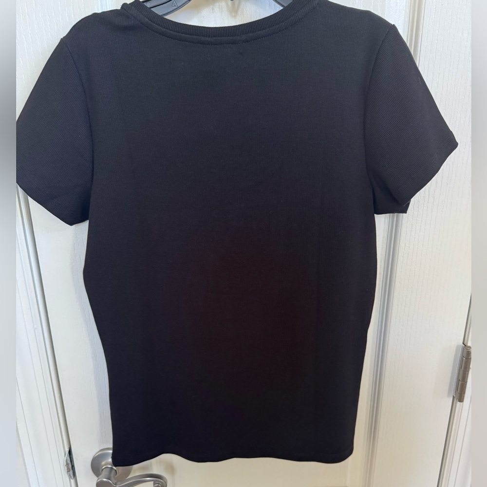 Guess Embroidered Logo Ribbed T-Shirt - Picture 3 of 5